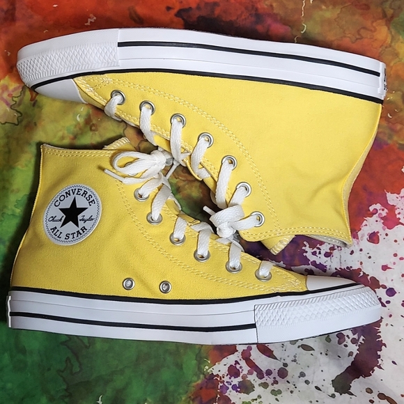 High top Converse Butter yellow women's size 7.5 - Picture 3 of 10